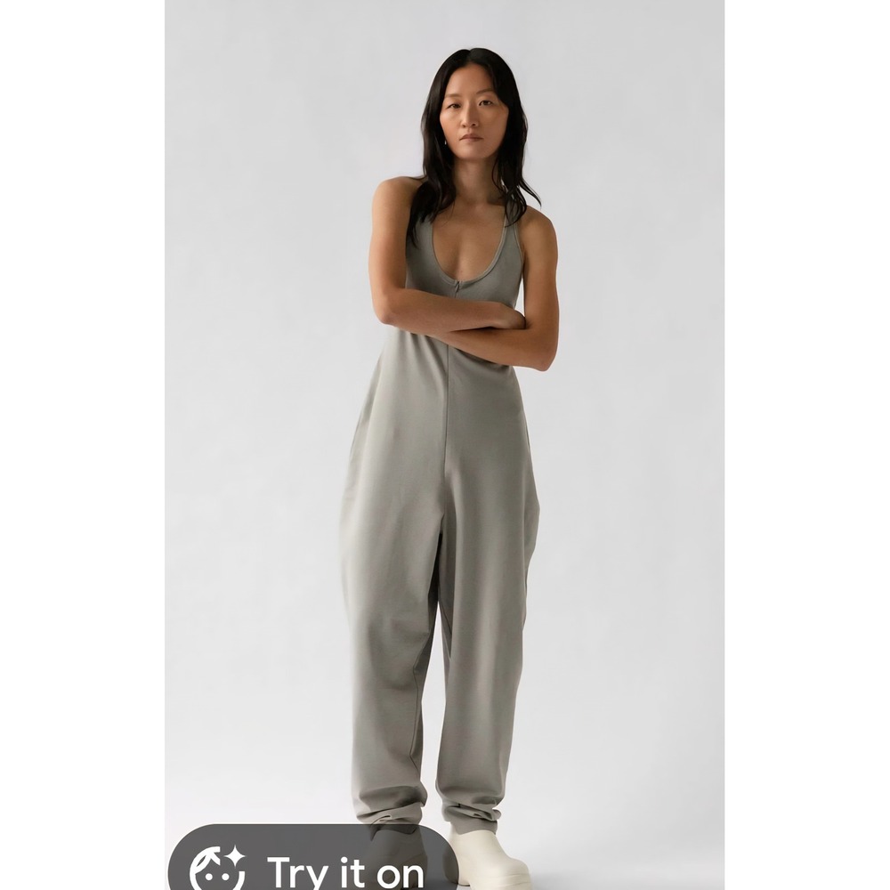 JAMES STREET CO NWT Jumpsuit Womens M Grey